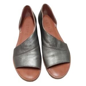 1. State Slip On Celvin Sandal 5.5